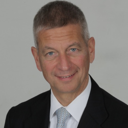 Dr Manfred Kueng