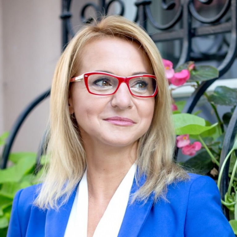 Renata Warchoł-Lewicka